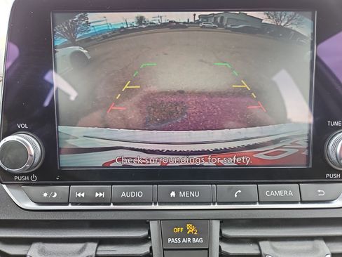 Used 2022 Nissan Altima 2.0 SR image 17