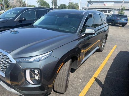 Used 2022 Hyundai Palisade Limited AWD/4WD image 2