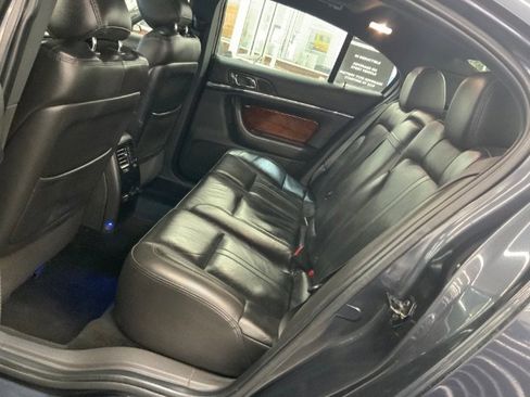 Used 2014 Lincoln MKS w/ Equipment Group 101A image 12