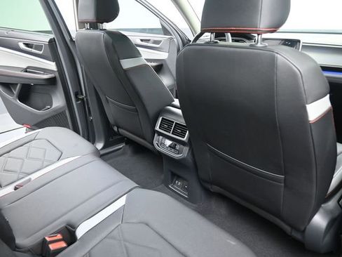 New 2026 Volkswagen Atlas Peak Edition image 29