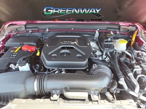 Used 2024 Jeep Wrangler Unlimited Rubicon 4xe image 11