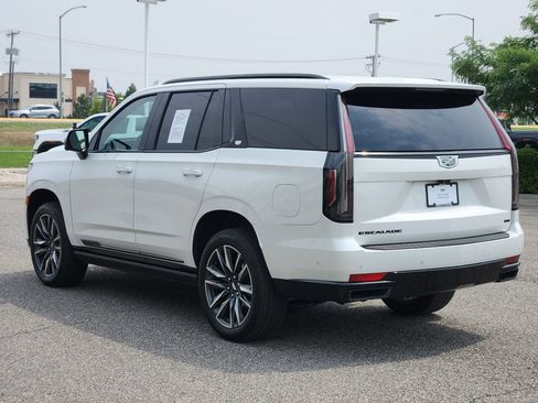 Used 2021 Cadillac Escalade Sport Platinum w/ LPO, ONYX Package AWD/4WD image 11