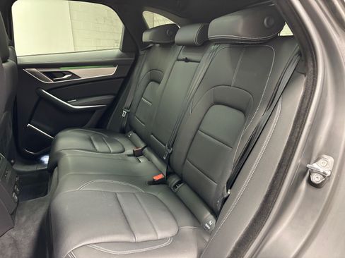 New 2026 Jaguar F-PACE R-Dynamic S AWD/4WD image 27