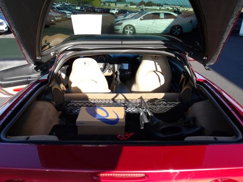 Used 2002 Chevrolet Corvette 2dr Cpe w/ Preferred Equipment Group2 image 10