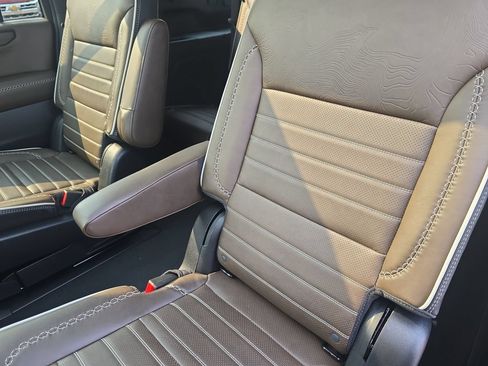 Certified 2026 GMC Yukon XL Denali Ultimate AWD/4WD image 28