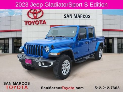 Used 2023 Jeep Gladiator Sport AWD/4WD image 1