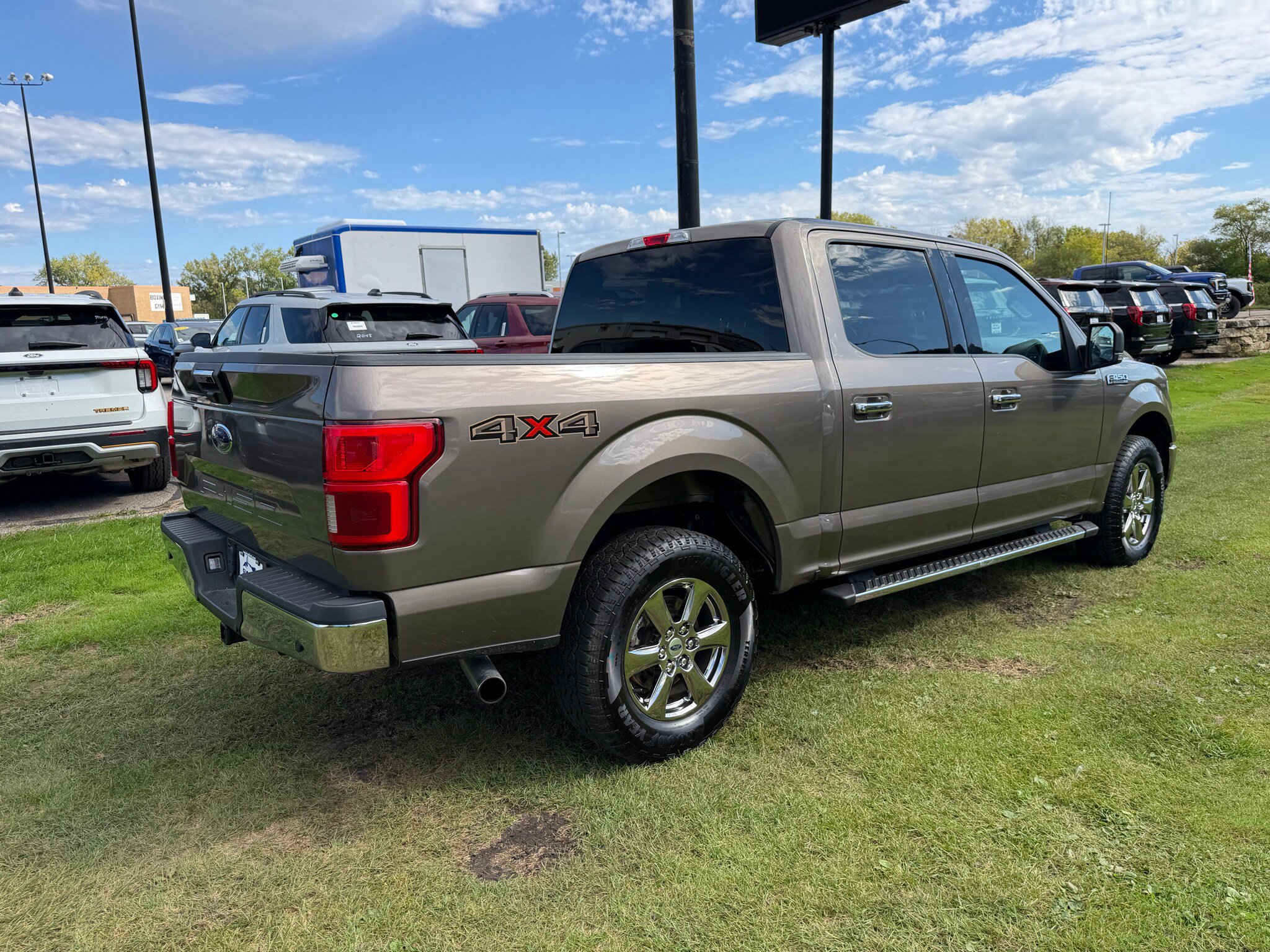 Used 2020 Ford F150 XLT w/ Equipment Group 302A Luxury AWD/4WD image 4