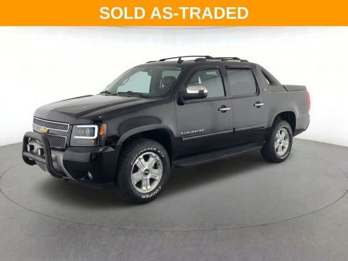 Used 2013 Chevrolet Avalanche LT AWD/4WD image 9