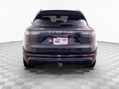 Certified 2019 Porsche Cayenne Turbo AWD/4WD image 10