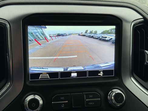 Used 2020 GMC Sierra 1500 SLT image 30