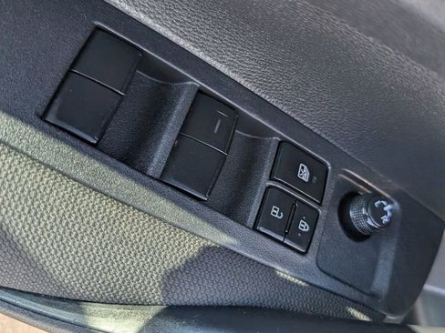 Used 2023 Toyota Corolla LE FWD image 17