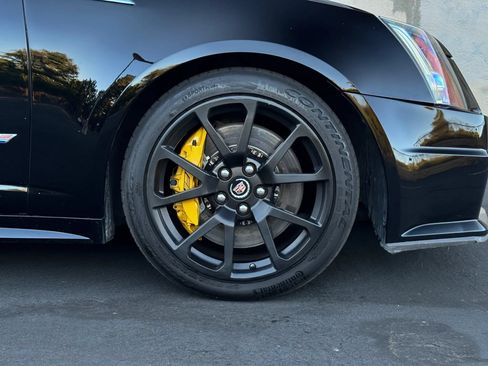 Used 2013 Cadillac CTS V RWD image 13