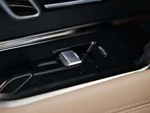 New 2026 Land Rover Range Rover Sport SE AWD/4WD image 31