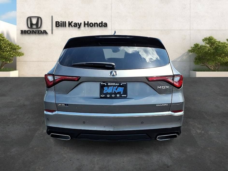 Used 2024 Acura MDX w/ Technology Package AWD/4WD image 4