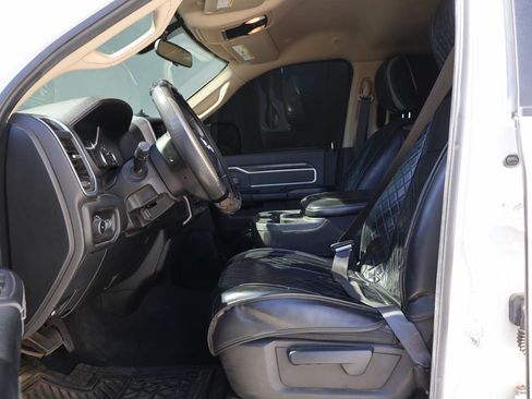 Used 2019 RAM 2500 Big Horn AWD/4WD image 9