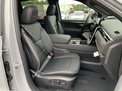 New 2025 GMC Sierra EV Denali image 65