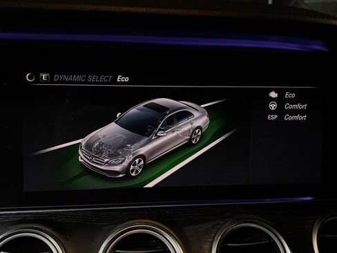 Used 2020 Mercedes-Benz E 350 Sedan image 14