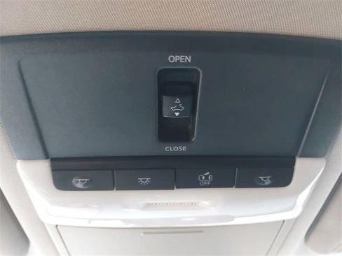 Used 2019 Nissan Altima 2.5 SV image 25