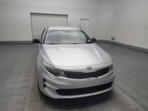 Used 2018 Kia Optima LX image 14