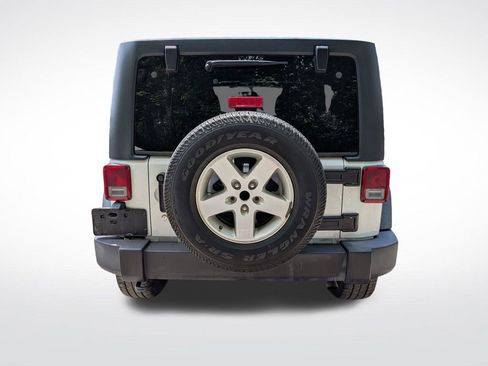 Used 2016 Jeep Wrangler Unlimited Sport w/ Quick Order Package 24S AWD/4WD image 5