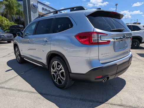 Used 2026 Subaru Ascent Touring AWD/4WD image 6