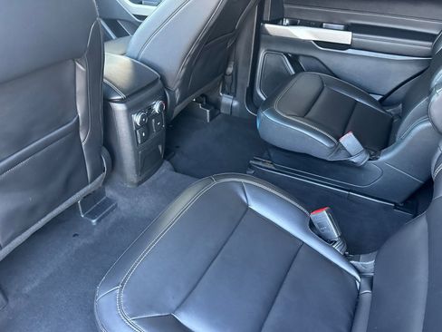 Certified 2022 Ford Explorer XLT w/ Equipment Group 202A image 13