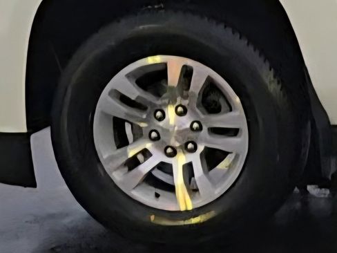 Used 2019 Chevrolet Tahoe LT image 40