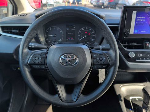 Used 2023 Toyota Corolla LE image 11
