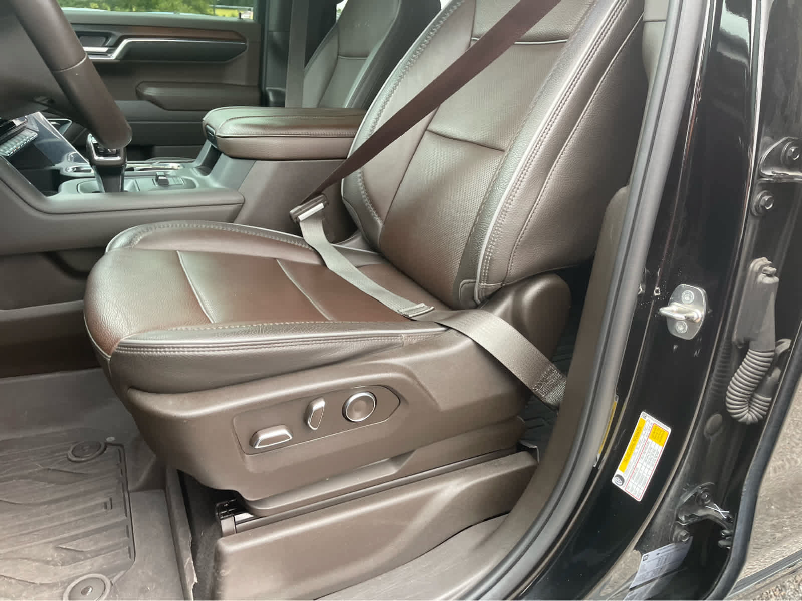 Used 2024 GMC Sierra 1500 Denali AWD/4WD image 13