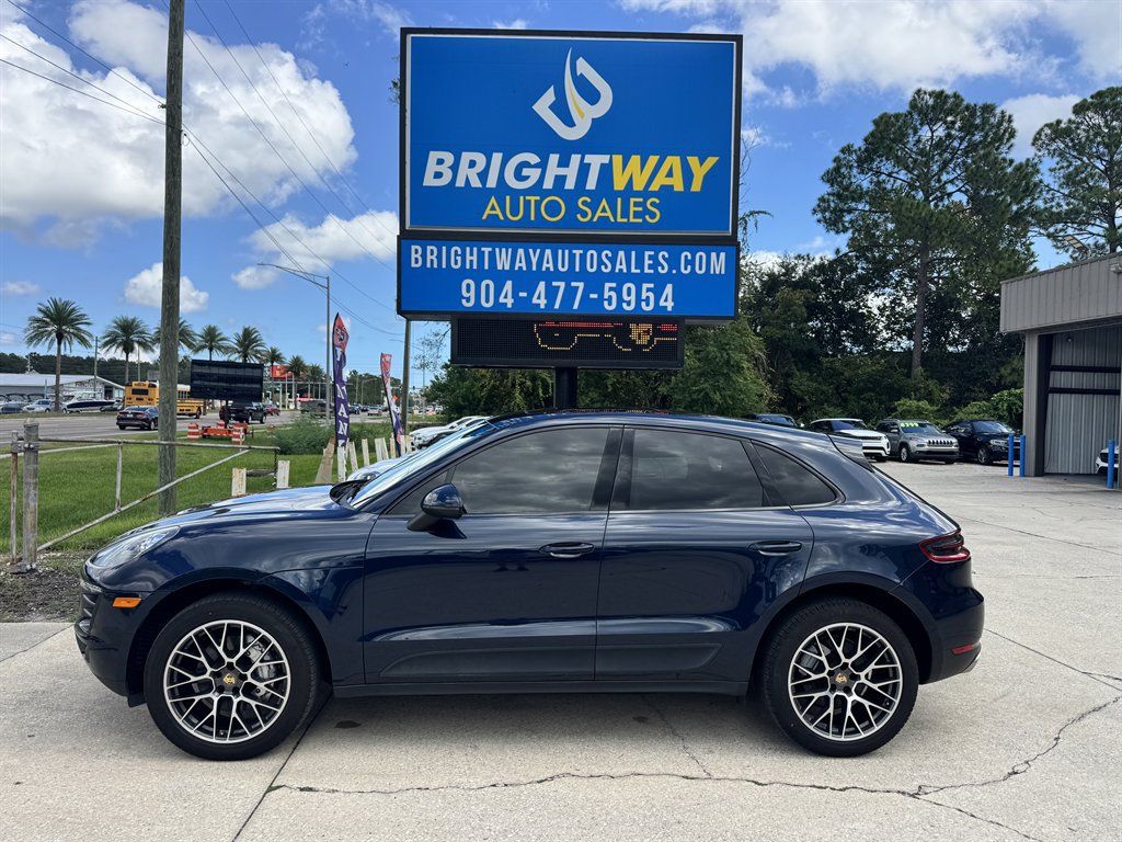Used 2017 Porsche Macan S AWD/4WD image 2