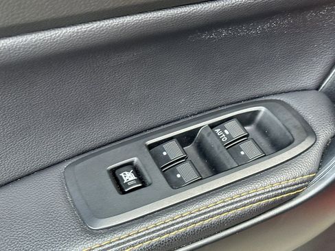 Used 2022 Ford Ranger Lariat w/ Equipment Group 501A High image 12