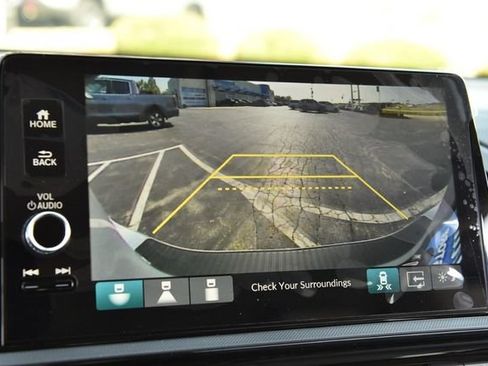 New 2026 Honda Odyssey Touring image 13