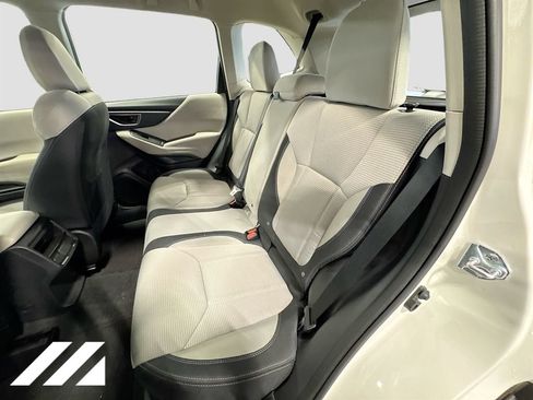 Used 2023 Subaru Forester AWD/4WD image 24
