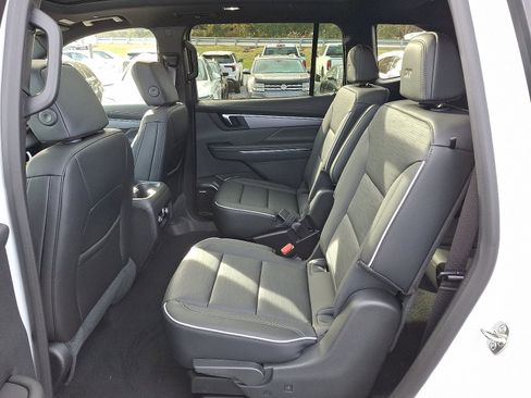 New 2026 Buick Enclave Sport Touring w/ Power Package image 5