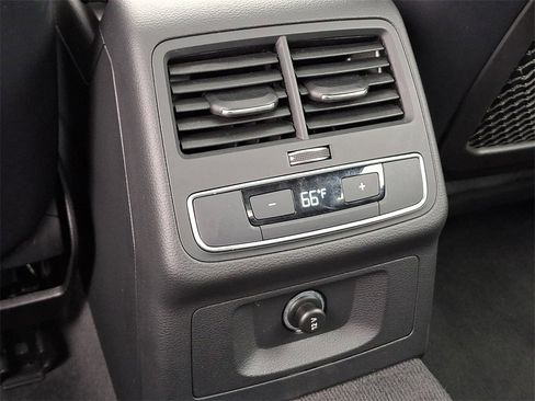 Used 2023 Audi S5 Premium image 11