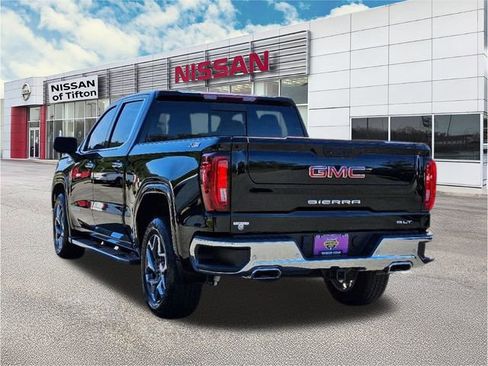 Used 2022 GMC Sierra 1500 SLT w/ SLT Premium Plus Package image 4