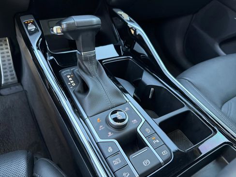 Certified 2025 Kia Sorento SX Prestige image 20