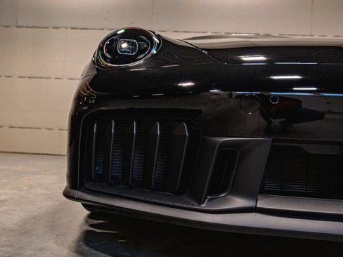 Used 2025 Porsche 911 GTS image 24