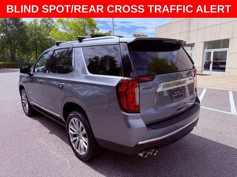 Used 2022 GMC Yukon Denali AWD/4WD image 5