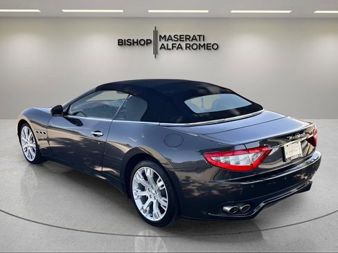 Used 2011 Maserati GranTurismo Convertible image 11