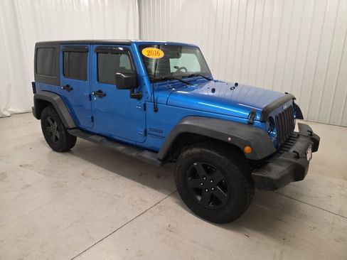 Used 2016 Jeep Wrangler Unlimited Sport w/ Quick Order Package 24S AWD/4WD image 7