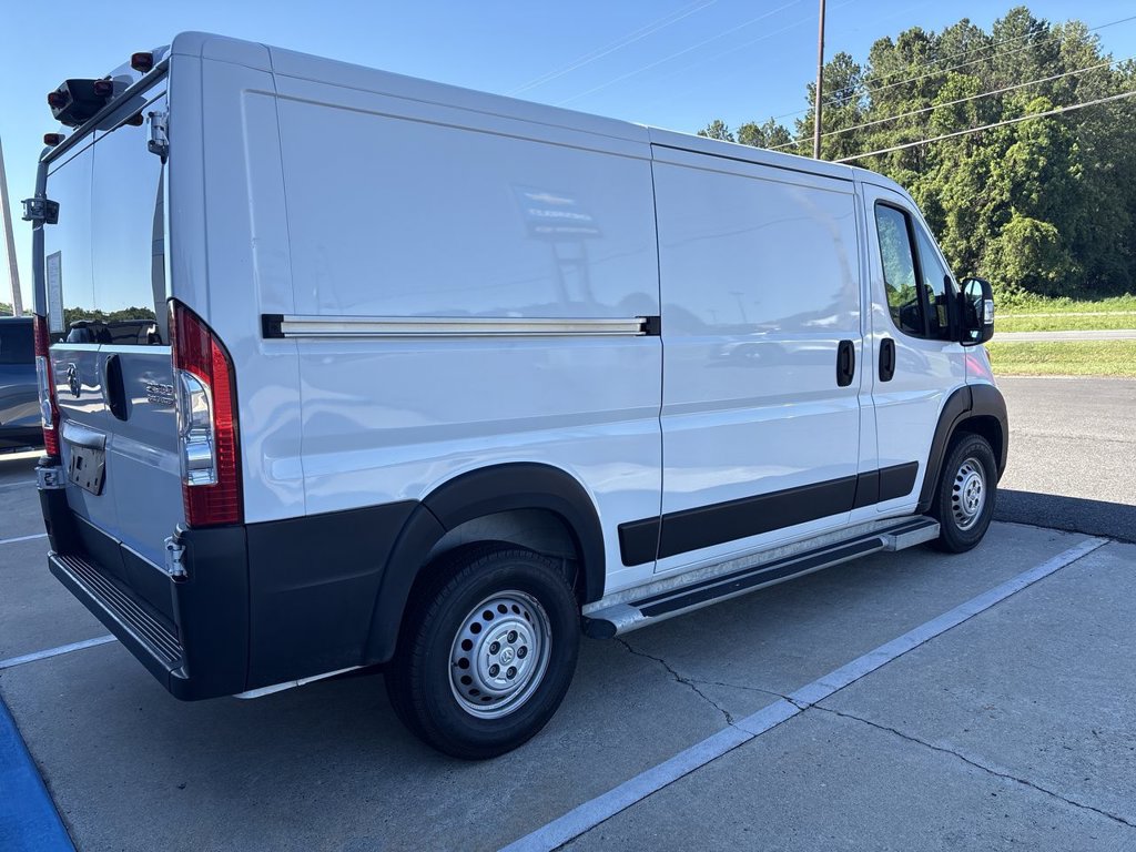 Used 2025 RAM ProMaster 2500 w/ U-Haul Equipment Group FWD image 8