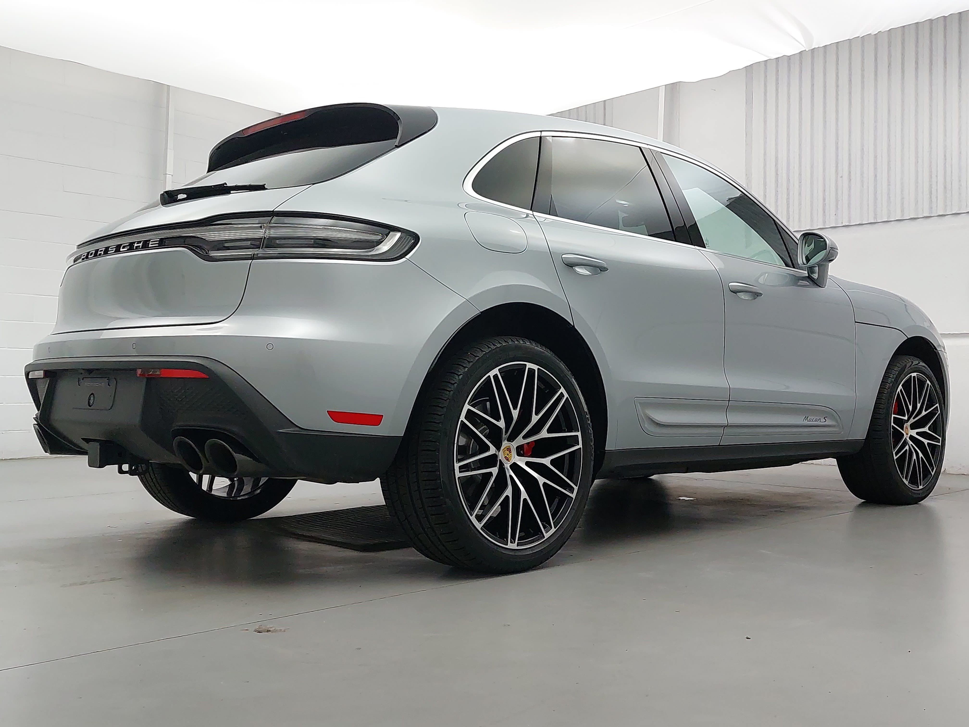 Certified 2026 Porsche Macan S AWD/4WD image 7