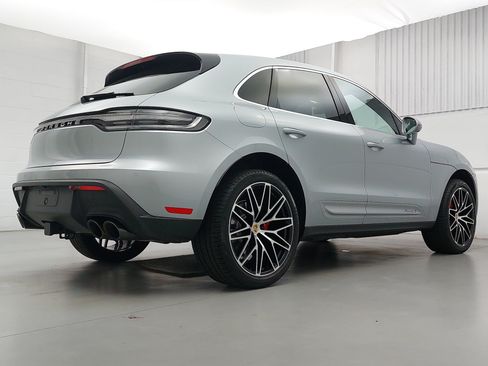Certified 2026 Porsche Macan S AWD/4WD image 7