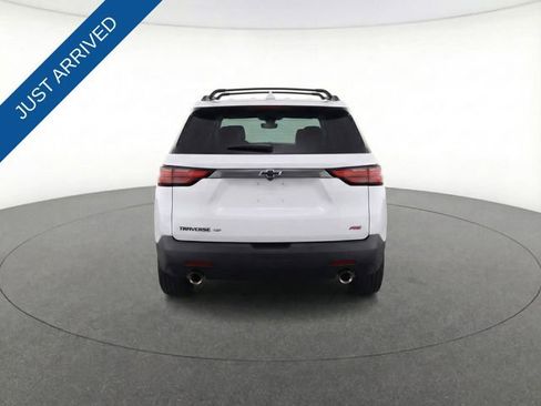 Used 2023 Chevrolet Traverse RS image 10