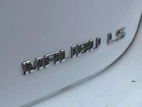 Used 2015 Chevrolet Malibu LS FWD image 6