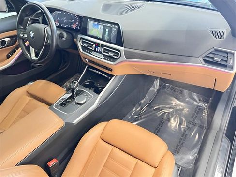 Used 2021 BMW 330i xDrive Sedan w/ Premium Package image 15