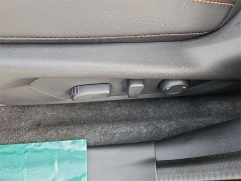 New 2025 Subaru Crosstrek 2.5i Limited image 12