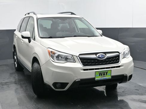 Used 2016 Subaru Forester 2.5i Touring w/ Eyesight & Navigation System image 8