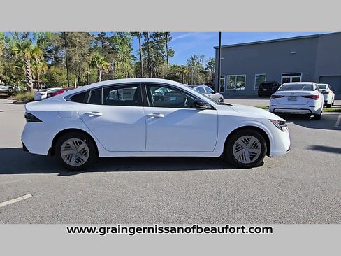 New 2026 Nissan Sentra SV image 38